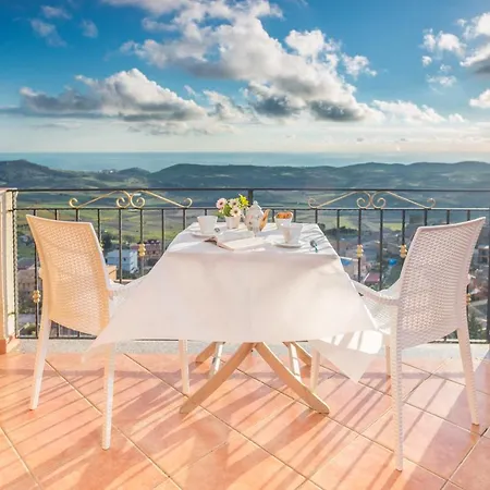 Montemare Bed & Breakfast 4*